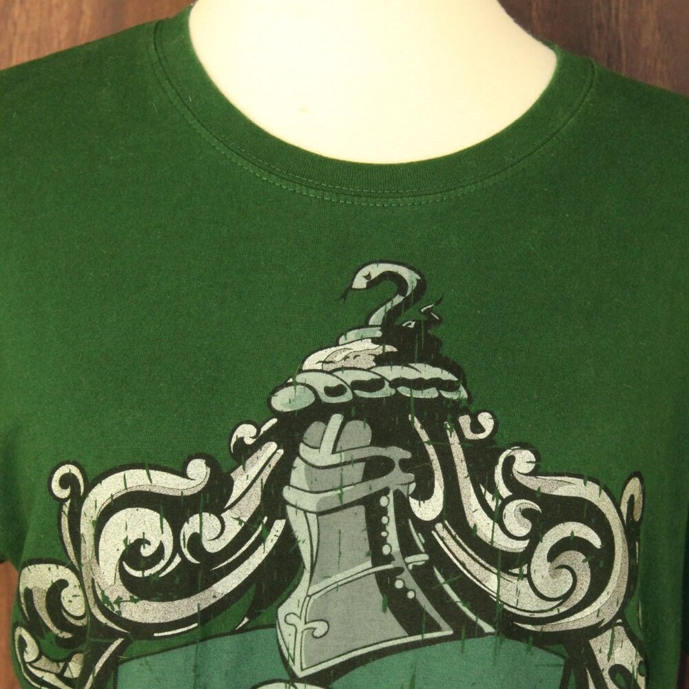 Harry Potter Shop at Platform 9 3/4 Official T shirt, Size M Slytherin Green - Picture 2 of 10